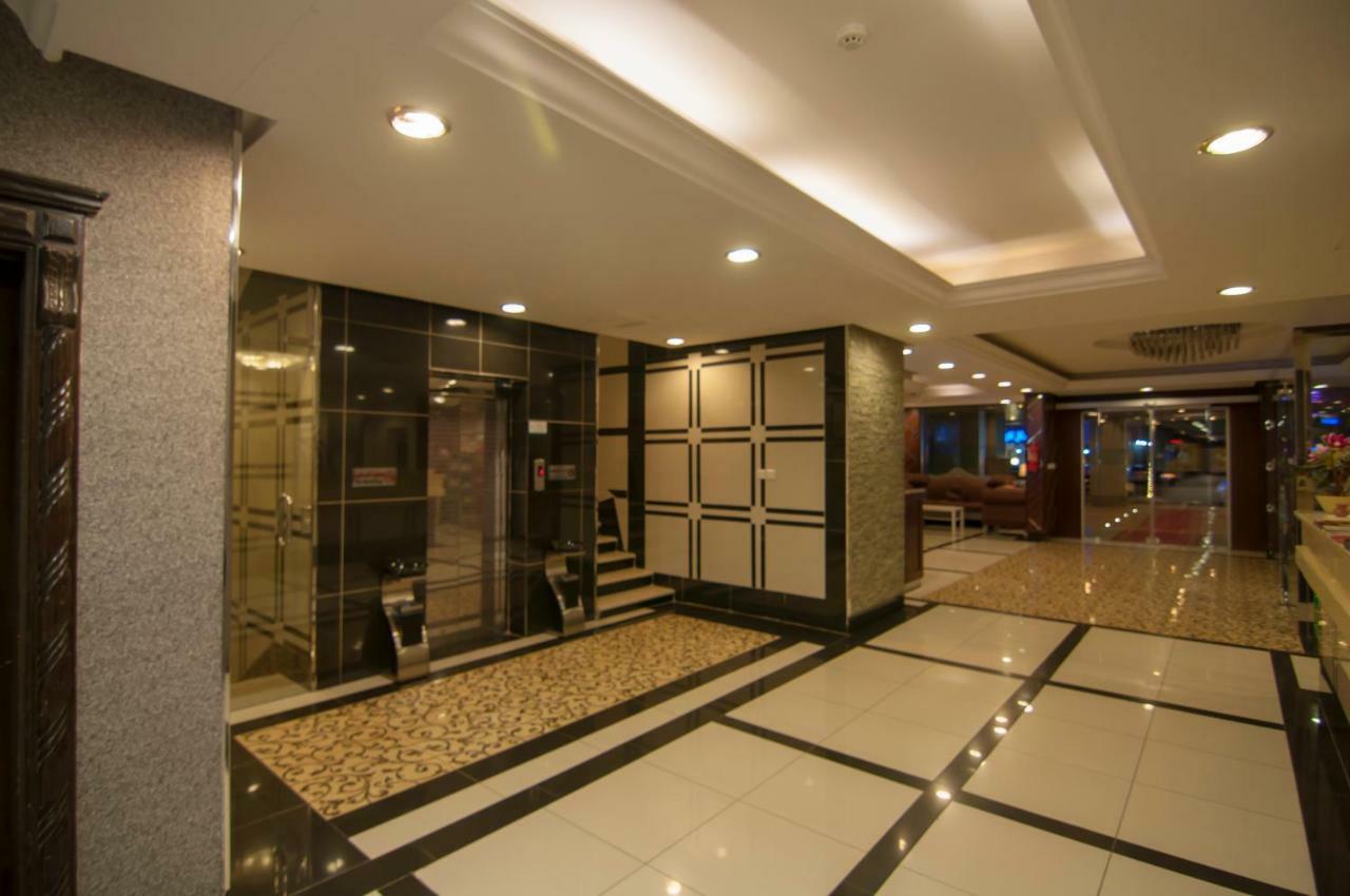 Elite Suites Hotel - Al Muruj Ер-Ріяд Екстер'єр фото